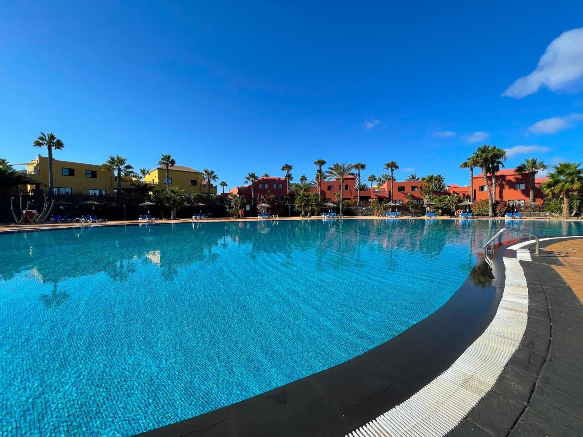 Oasis Tamarindo By Best Holidays Fuerteventura Corralejo Quarto foto